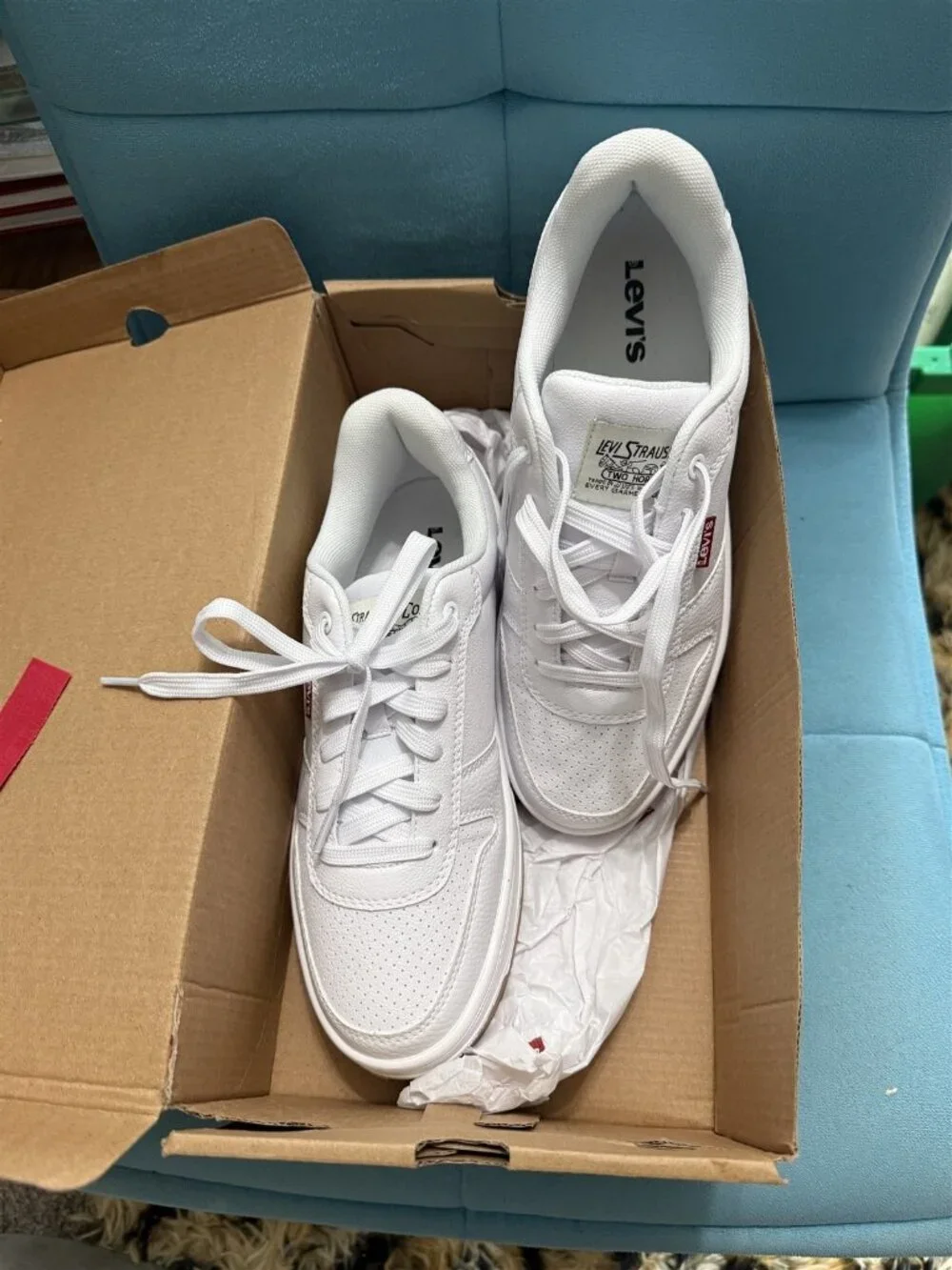 Levi's Drive Lo Mens Casual Sneakers White/Gum 7M White 500-13490